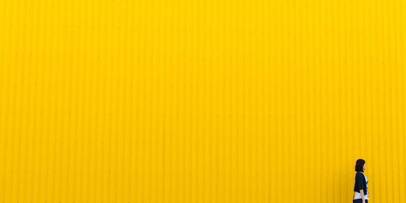 功能性奢侈崛起：户外科技面料如何重塑日常通勤穿搭新风尚