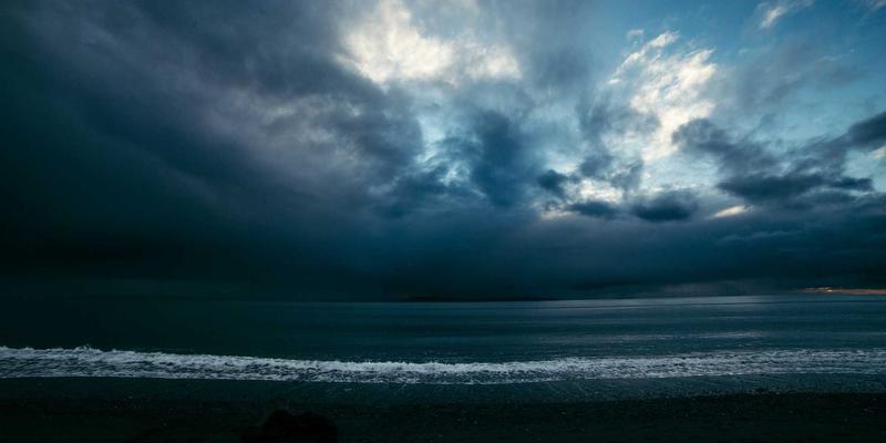 时尚潮流背后的野蛮消费心理：为何富人热衷炫耀性生活方式